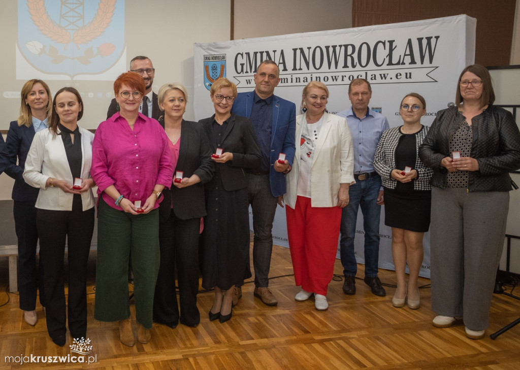 Spotkanie sołtysów w Łojewie: wyróżnienia i konsultacje z przedstawicielami władz