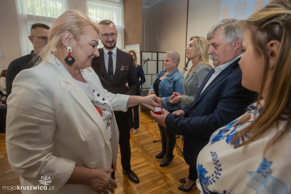 Spotkanie sołtysów w Łojewie: wyróżnienia i konsultacje z przedstawicielami władz