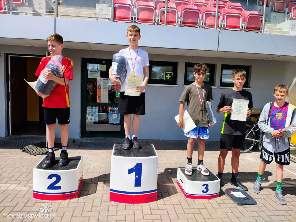 Sukcesy uczniów ZSO SP 2 Kruszwica w Mistrzostwach Powiatu w Lekkoatletyce