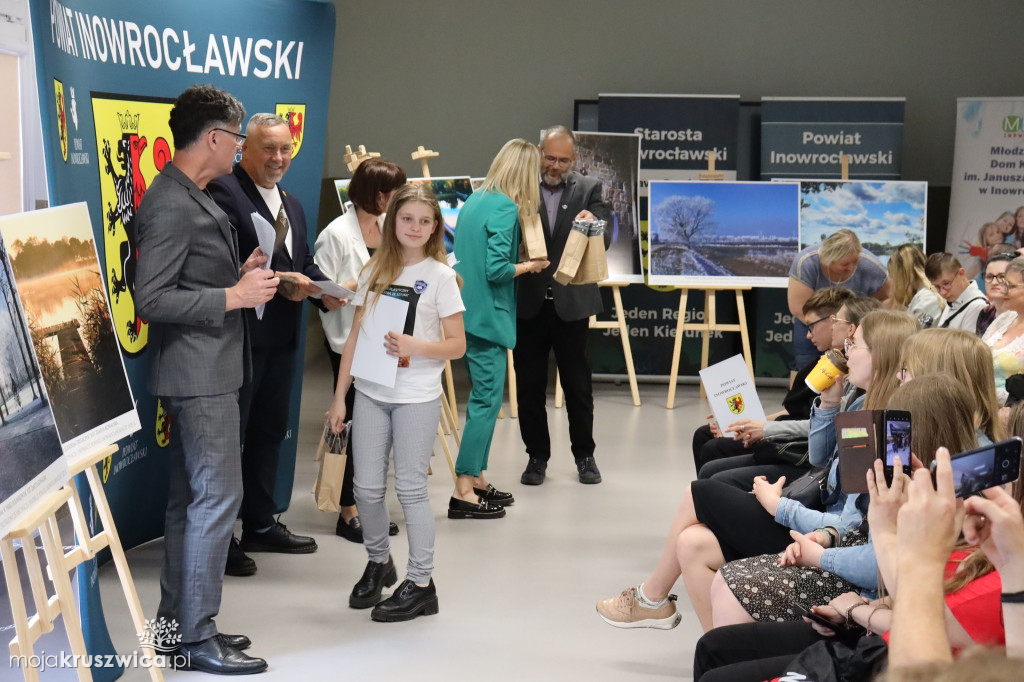 Kruszwiczanka wśród zwycięzców powiatowego konkursu fotograficznego