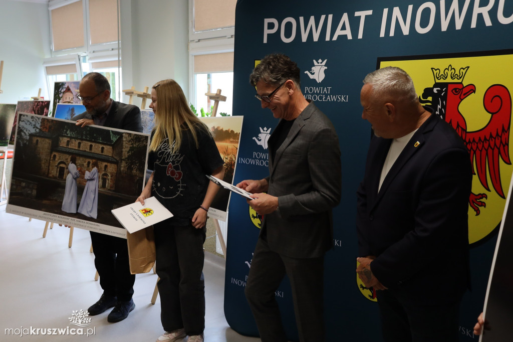 Kruszwiczanka wśród zwycięzców powiatowego konkursu fotograficznego
