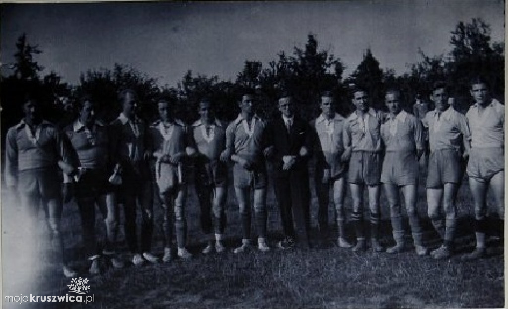 Klub Piłkarski Gopło Kruszwica ma już 100 lat. Różne były jego losy [ZDJĘCIA]