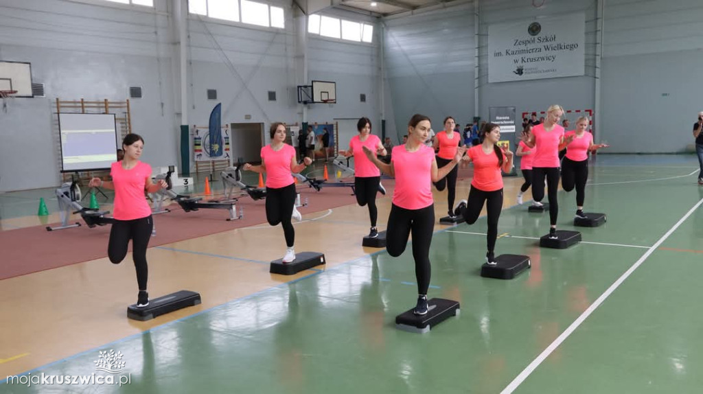 Turniej „Ergowiosła z olimpijczykiem” w kruszwickiej hali sportowej [ZDJĘCIA]