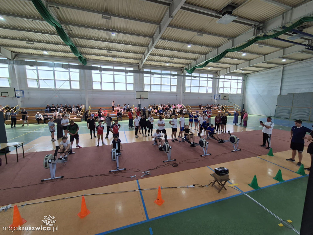 Turniej „Ergowiosła z olimpijczykiem” w kruszwickiej hali sportowej [ZDJĘCIA]