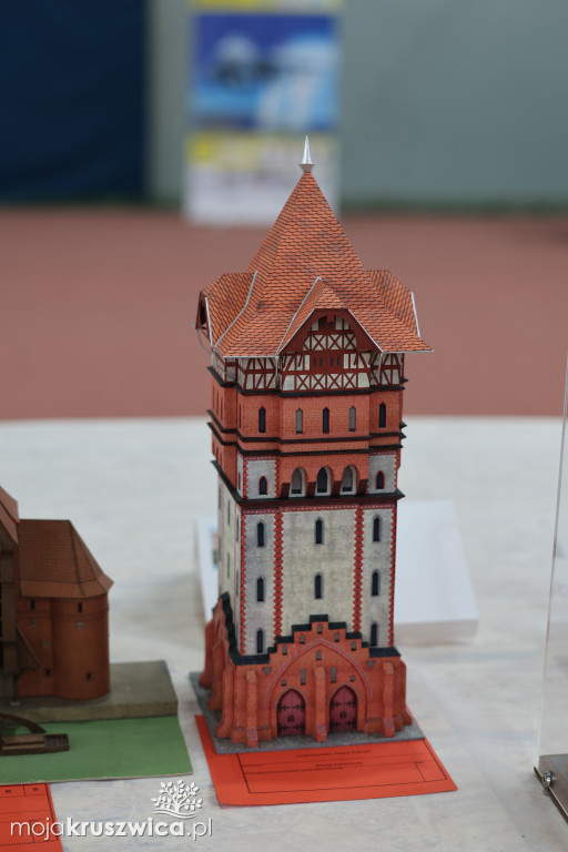 Modele kartonowe w Kruszwicy już po raz dwudziesty piąty!