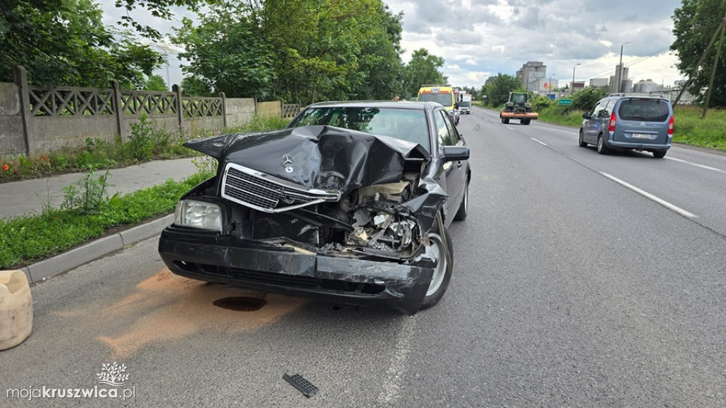 Zderzenie trzech pojazdów na DK62 w Kruszwicy