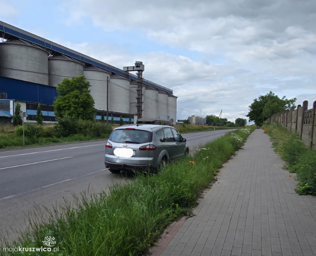 Zderzenie trzech pojazdów na DK62 w Kruszwicy