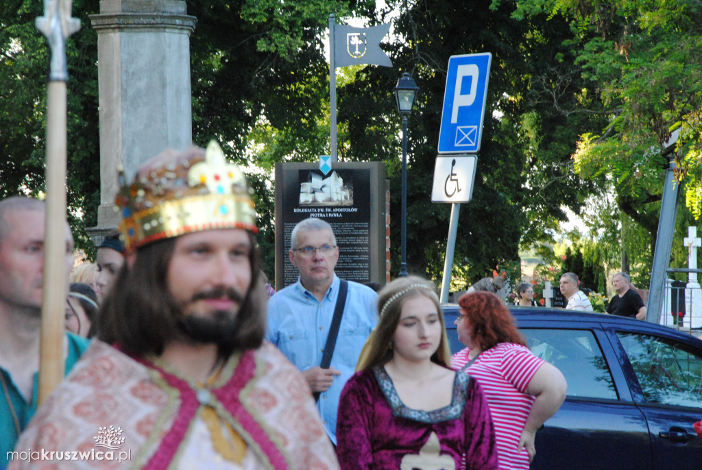 Chrzest Mieszka I i „Pochód Dziejów” w Kruszwicy [ZDJĘCIA]