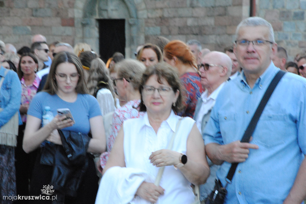 Chrzest Mieszka I i „Pochód Dziejów” w Kruszwicy [ZDJĘCIA]