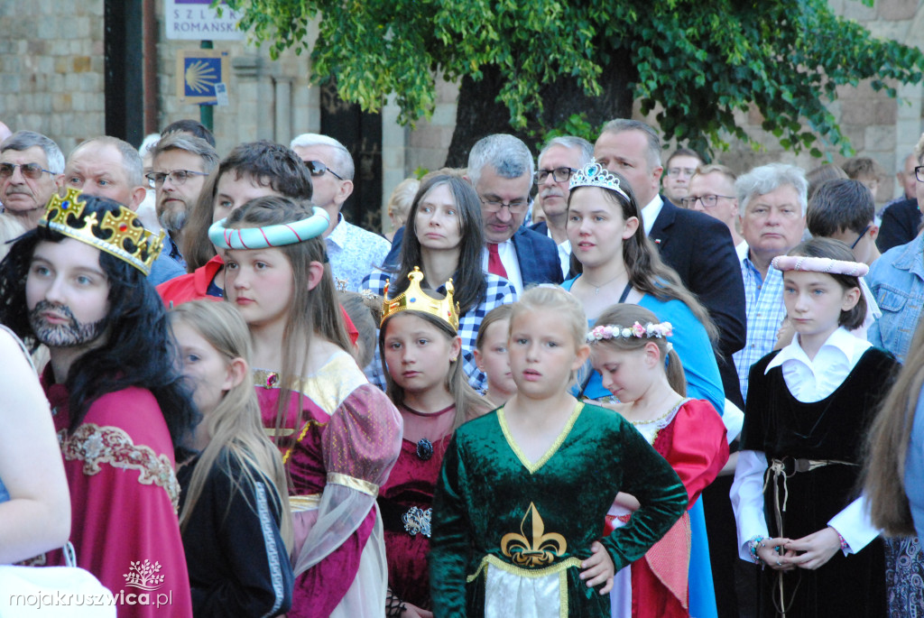 Chrzest Mieszka I i „Pochód Dziejów” w Kruszwicy [ZDJĘCIA]