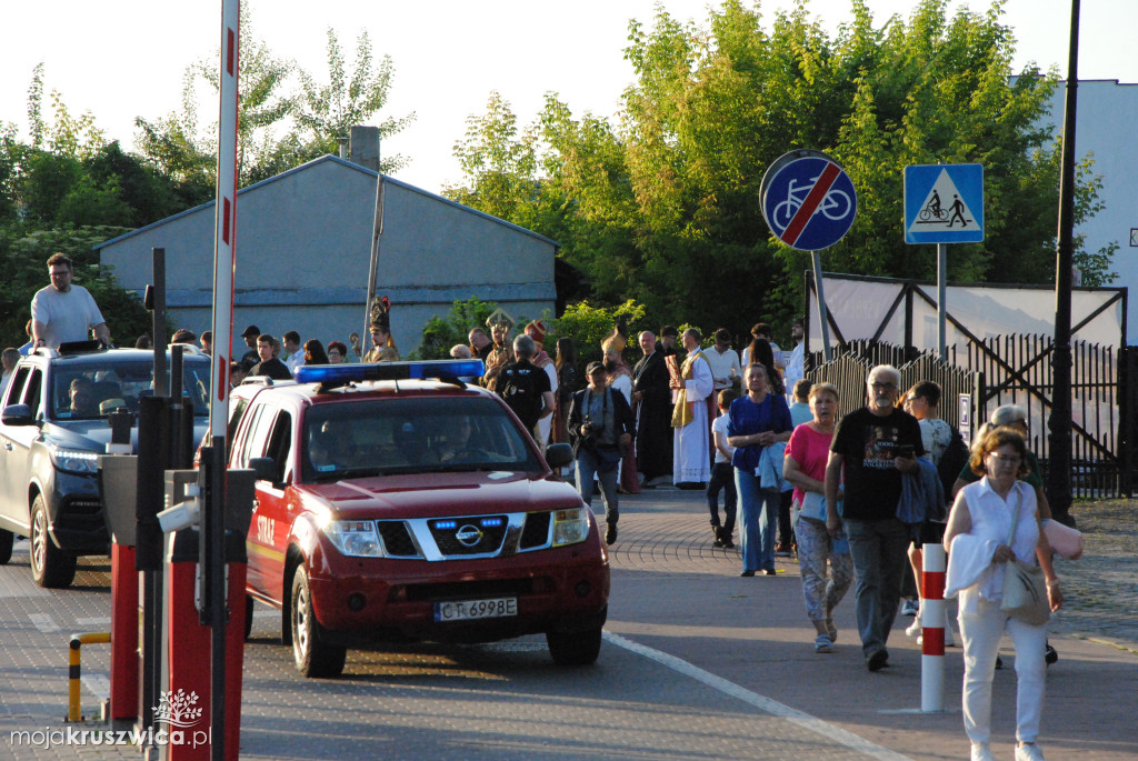 Chrzest Mieszka I i „Pochód Dziejów” w Kruszwicy [ZDJĘCIA]