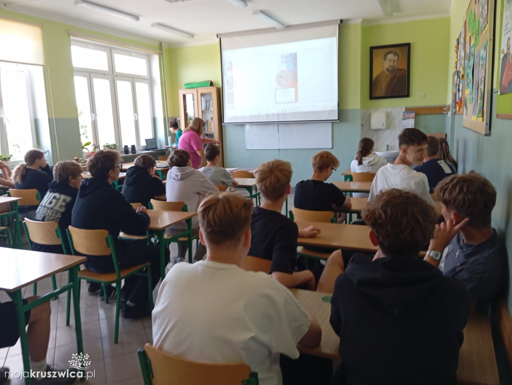 O szkolnictwie branżowym w Kruszwicy. Uczniowie zapoznali się z ofertą AS-a