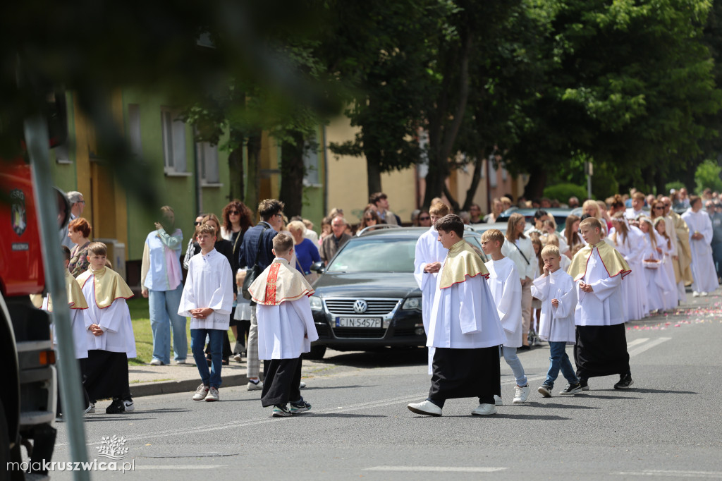 Boże Ciało w parafii św. Teresy od Dzieciątka Jezus w Kruszwicy
