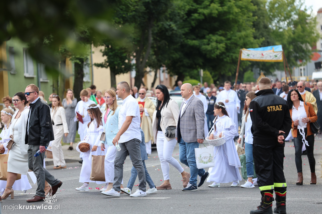 Boże Ciało w parafii św. Teresy od Dzieciątka Jezus w Kruszwicy