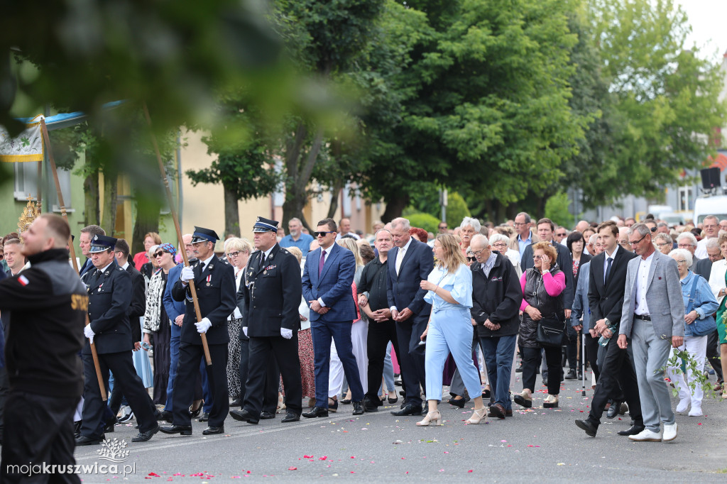 Boże Ciało w parafii św. Teresy od Dzieciątka Jezus w Kruszwicy