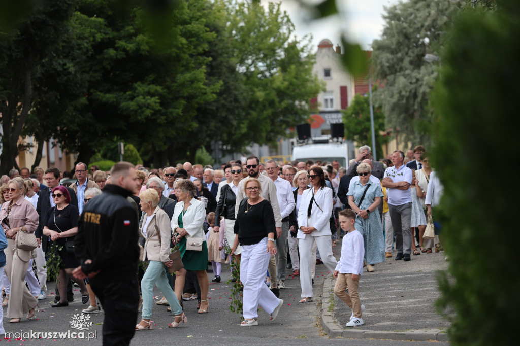 Boże Ciało w parafii św. Teresy od Dzieciątka Jezus w Kruszwicy