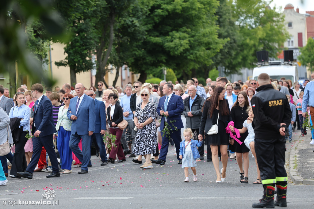 Boże Ciało w parafii św. Teresy od Dzieciątka Jezus w Kruszwicy