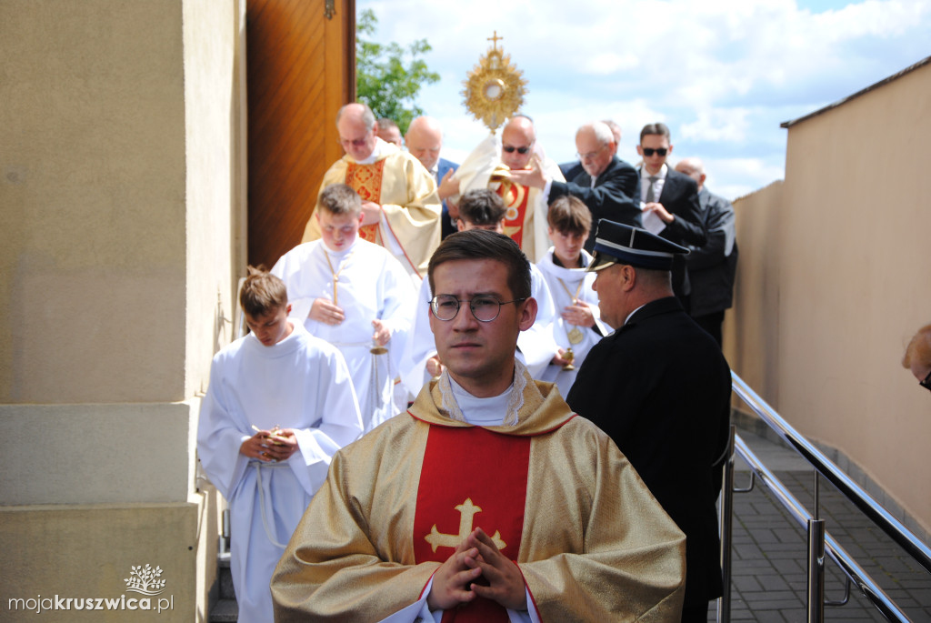 Boże Ciało w parafii św. Teresy od Dzieciątka Jezus w Kruszwicy