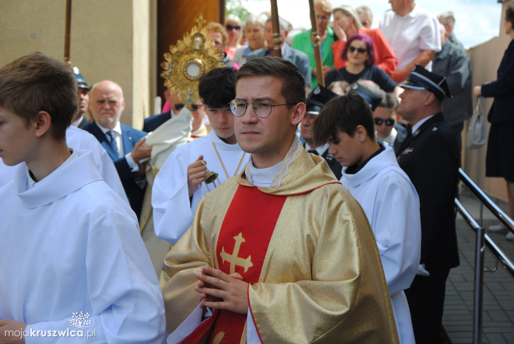 Boże Ciało w parafii św. Teresy od Dzieciątka Jezus w Kruszwicy
