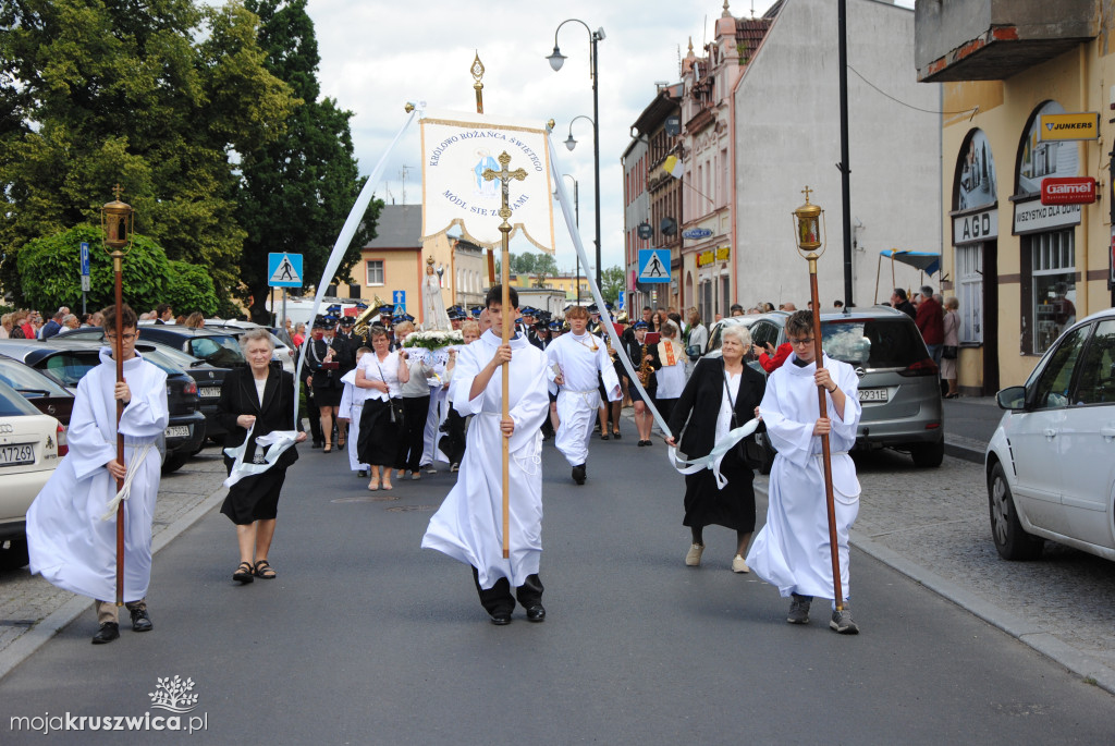 Boże Ciało w parafii św. Teresy od Dzieciątka Jezus w Kruszwicy