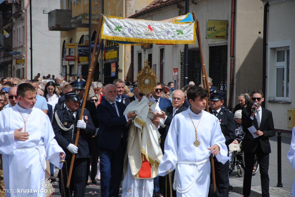 Boże Ciało w parafii św. Teresy od Dzieciątka Jezus w Kruszwicy