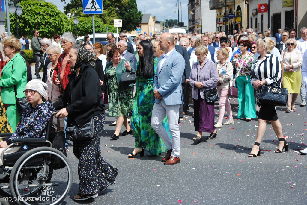 Boże Ciało w parafii św. Teresy od Dzieciątka Jezus w Kruszwicy