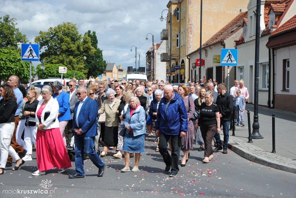 Boże Ciało w parafii św. Teresy od Dzieciątka Jezus w Kruszwicy
