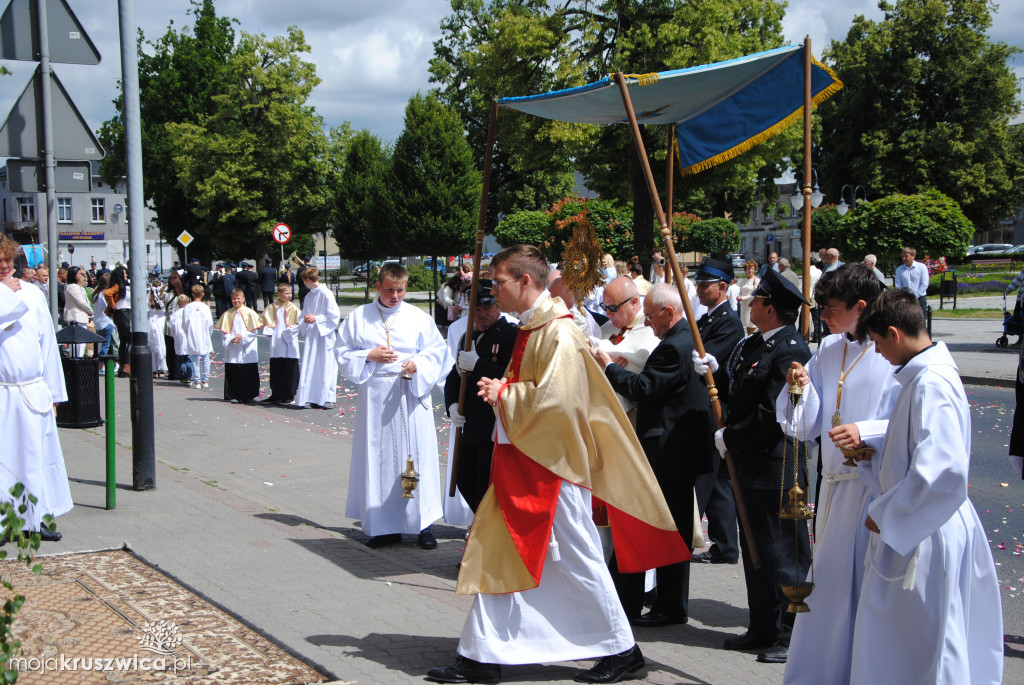 Boże Ciało w parafii św. Teresy od Dzieciątka Jezus w Kruszwicy