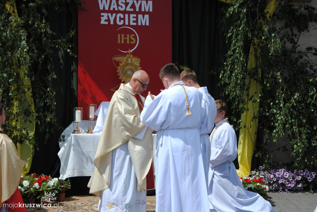 Boże Ciało w parafii św. Teresy od Dzieciątka Jezus w Kruszwicy