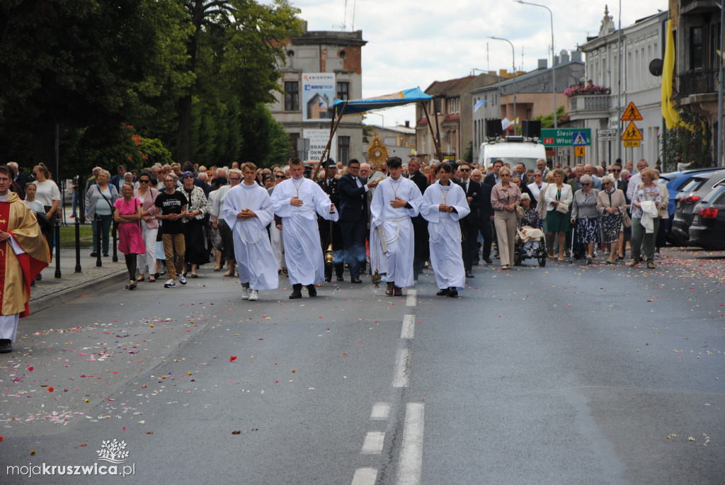 Boże Ciało w parafii św. Teresy od Dzieciątka Jezus w Kruszwicy