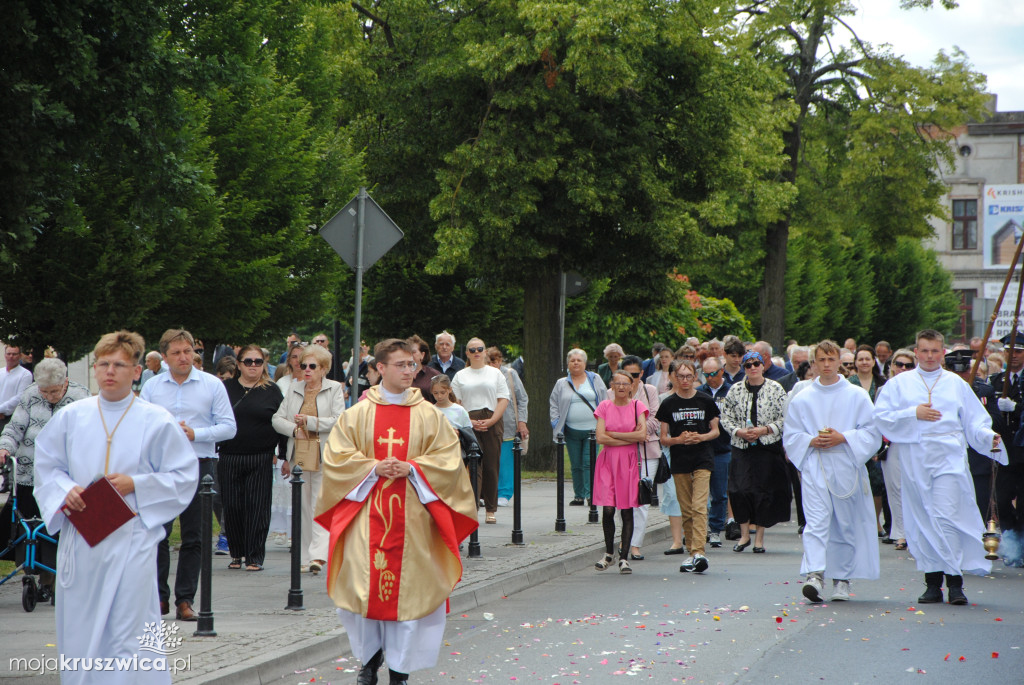 Boże Ciało w parafii św. Teresy od Dzieciątka Jezus w Kruszwicy