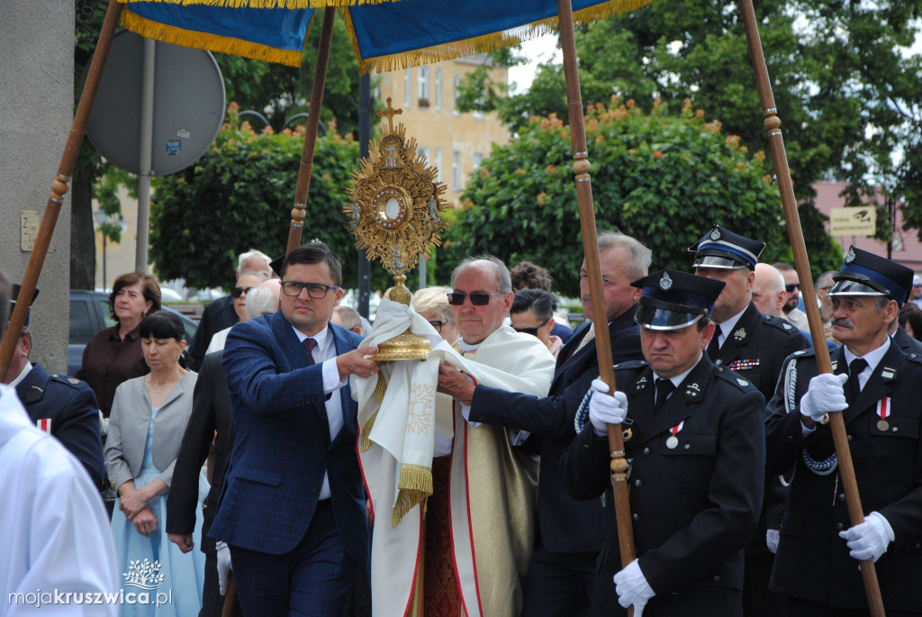 Boże Ciało w parafii św. Teresy od Dzieciątka Jezus w Kruszwicy