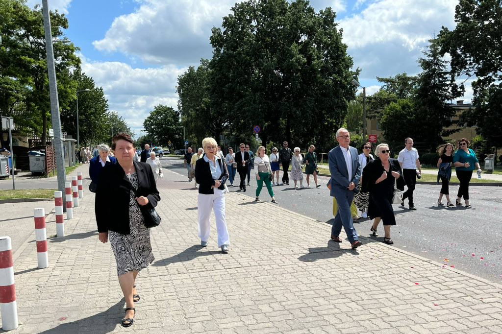 Boże Ciało w kruszwickiej kolegiacie [FOTORELACJA ANTONI SOBIERAJ/TOMASZ DOLIGALSKI]
