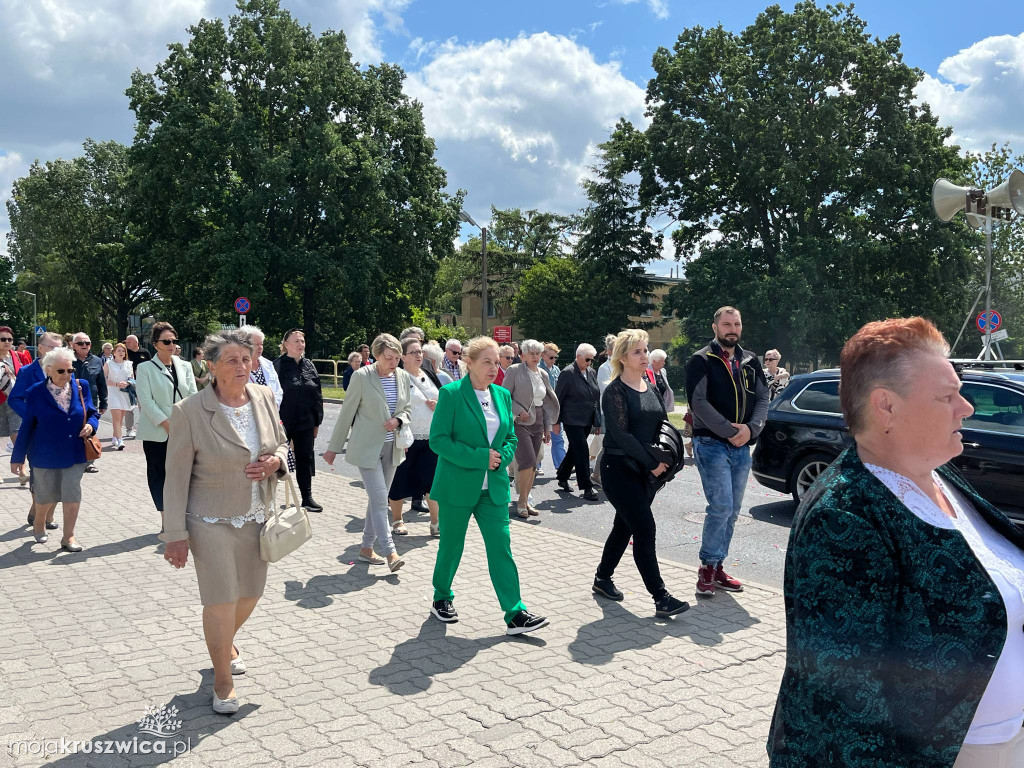 Boże Ciało w kruszwickiej kolegiacie [FOTORELACJA ANTONI SOBIERAJ/TOMASZ DOLIGALSKI]