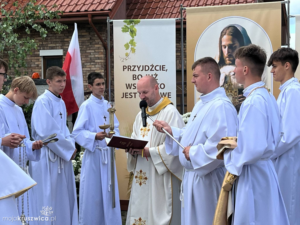 Boże Ciało w kruszwickiej kolegiacie [FOTORELACJA ANTONI SOBIERAJ/TOMASZ DOLIGALSKI]