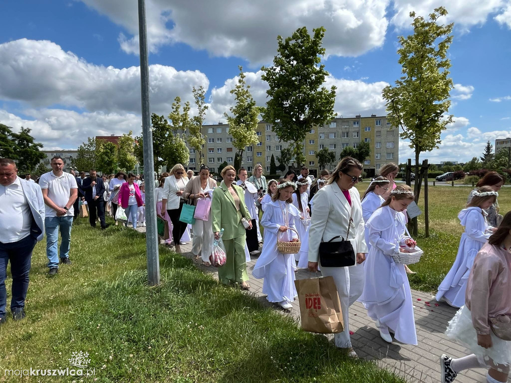 Boże Ciało w kruszwickiej kolegiacie [FOTORELACJA ANTONI SOBIERAJ/TOMASZ DOLIGALSKI]