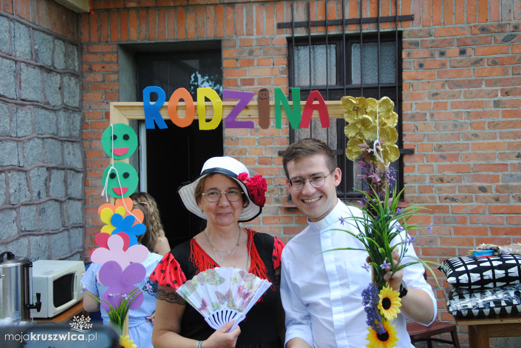 Piknik Parafialny w ogrodach Parafii św. Teresy od Dzieciątka Jezus