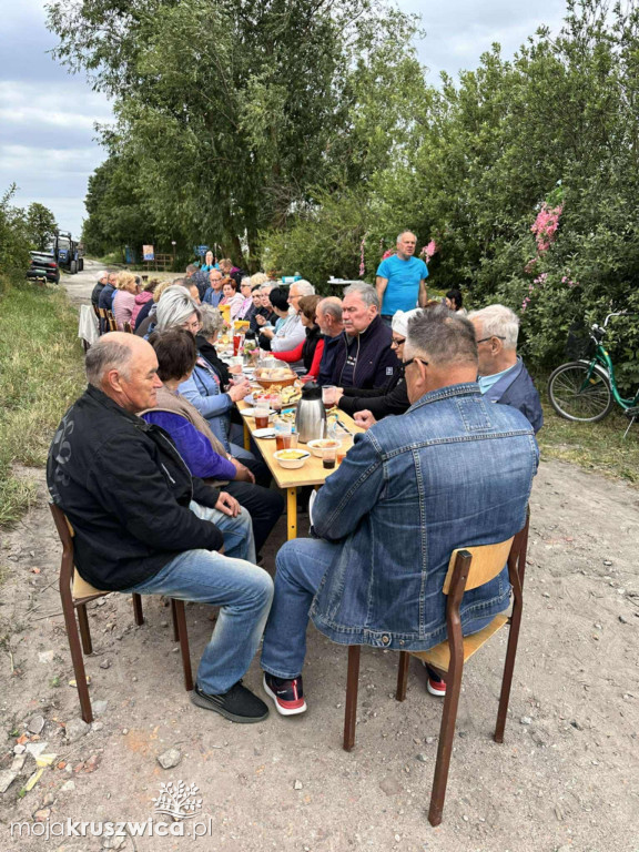 Nad Jeziorem Tryszczyń spotkali się seniorzy