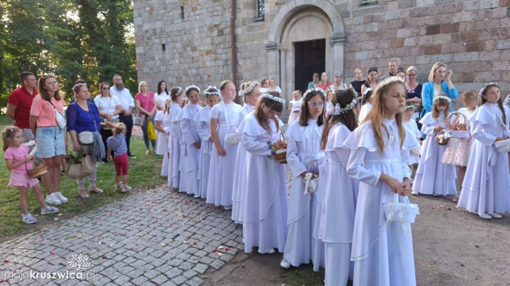 Zakończenie Oktawy Bożego Ciała w Kruszwicy z udziałem biskupa Radosława Orchowicza