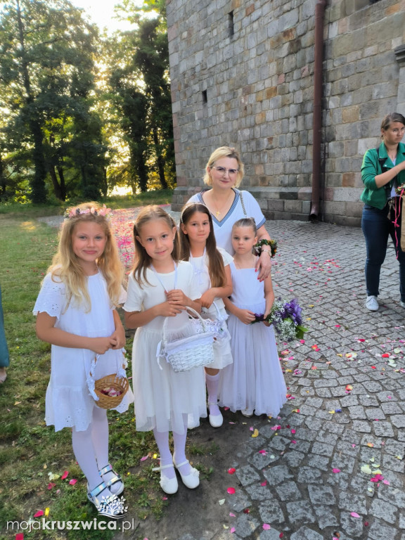 Zakończenie Oktawy Bożego Ciała w Kruszwicy z udziałem biskupa Radosława Orchowicza
