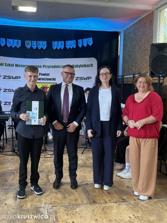 Zakończenie roku szkolnego 2024/2025 w Szkole w Kobylnikach