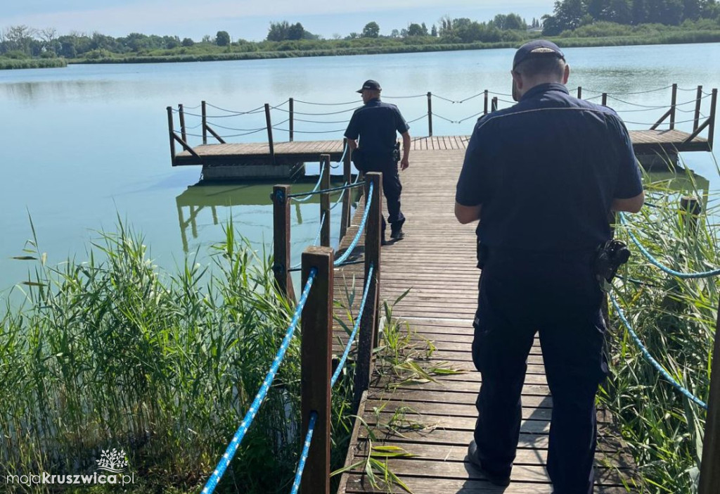 Policja z patrolami nad wodą. Wzmożone kontrole m.in. nad Gopłem [GALERIA]