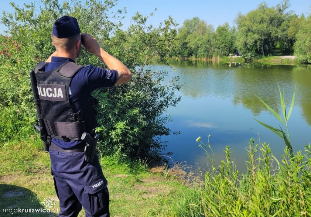 Policja z patrolami nad wodą. Wzmożone kontrole m.in. nad Gopłem [GALERIA]