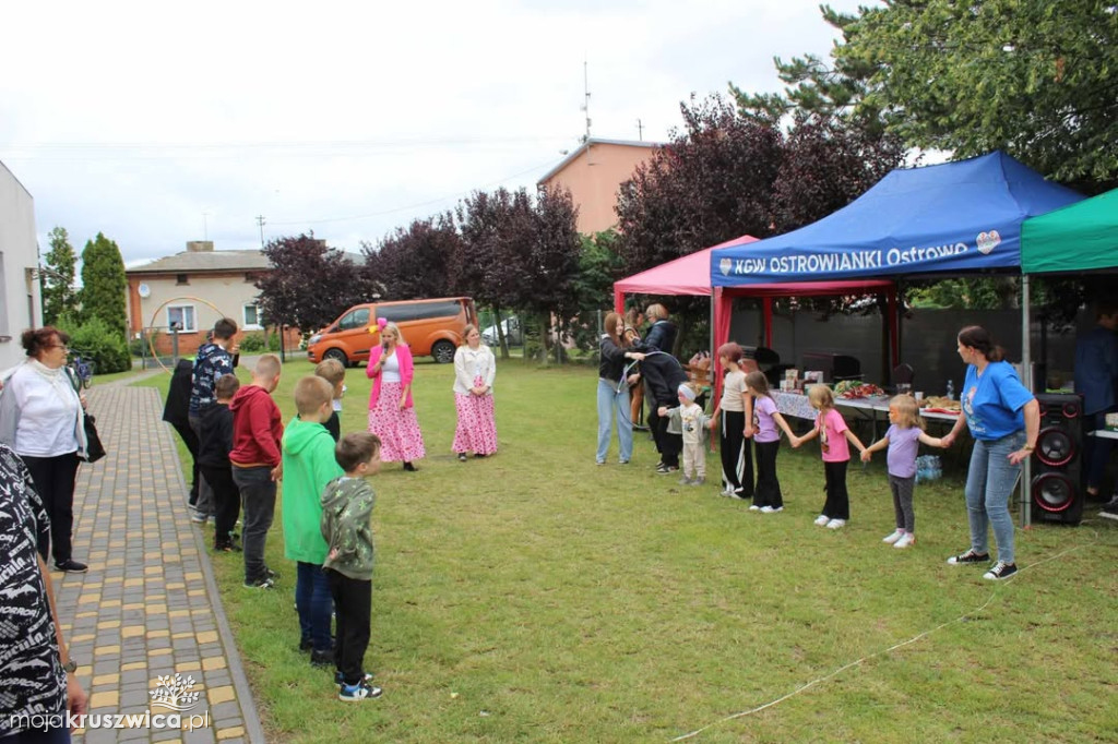 Piknik rodzinny w Ostrowie i Popowie: wspólna zabawa mimo niepewnej pogody