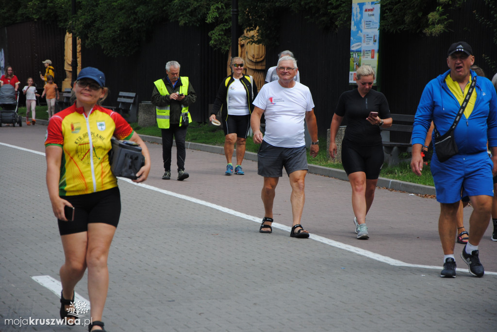 Trwa rajd rowerowy z okazji 55-lecia Komisji Turystyki Kolarskiej PTTK w Kruszwicy