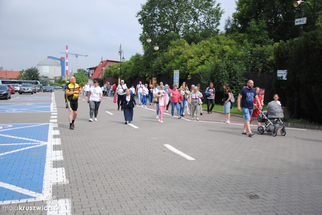 Trwa rajd rowerowy z okazji 55-lecia Komisji Turystyki Kolarskiej PTTK w Kruszwicy