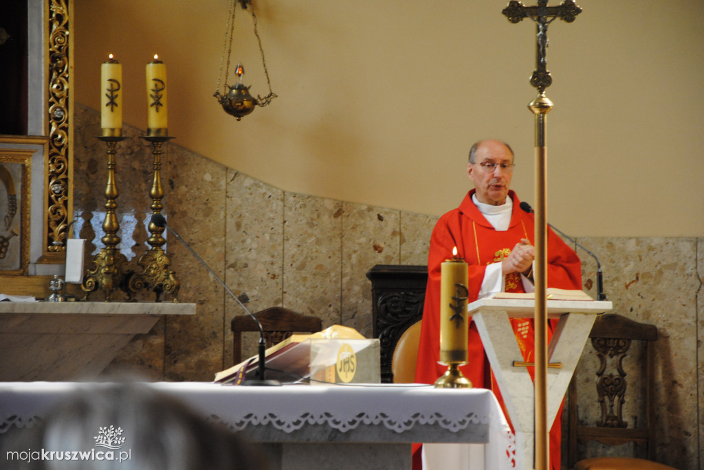 W parafii św. Teresy od Dzieciątka Jezus w Kruszwicy poświęcono pojazdy [FOTO]