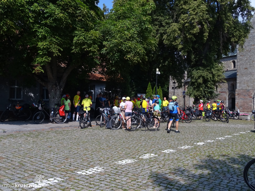 Rajd rowerowy z okazji 5-lecia Szlaku św. Jakuba Drogą Nadgoplańską