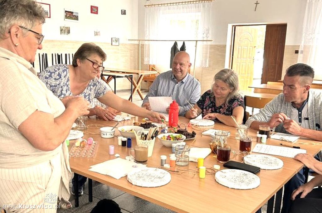 Warsztaty kaligraficzne w Ostrówku nad Gopłem [ZDJĘCIA]