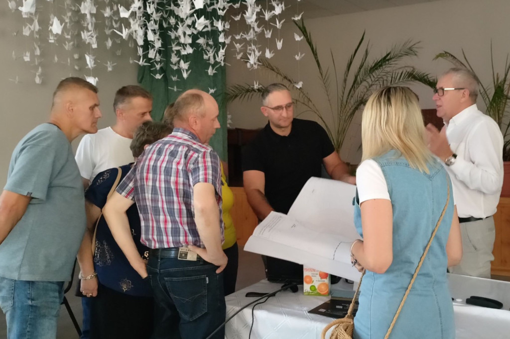 Wola Wapowska: Duże emocje wokół budowy wiatraków